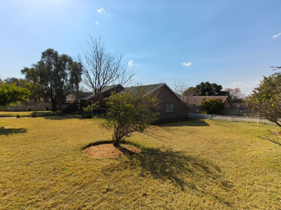 3 Bedroom Property for Sale in Protea Park North West